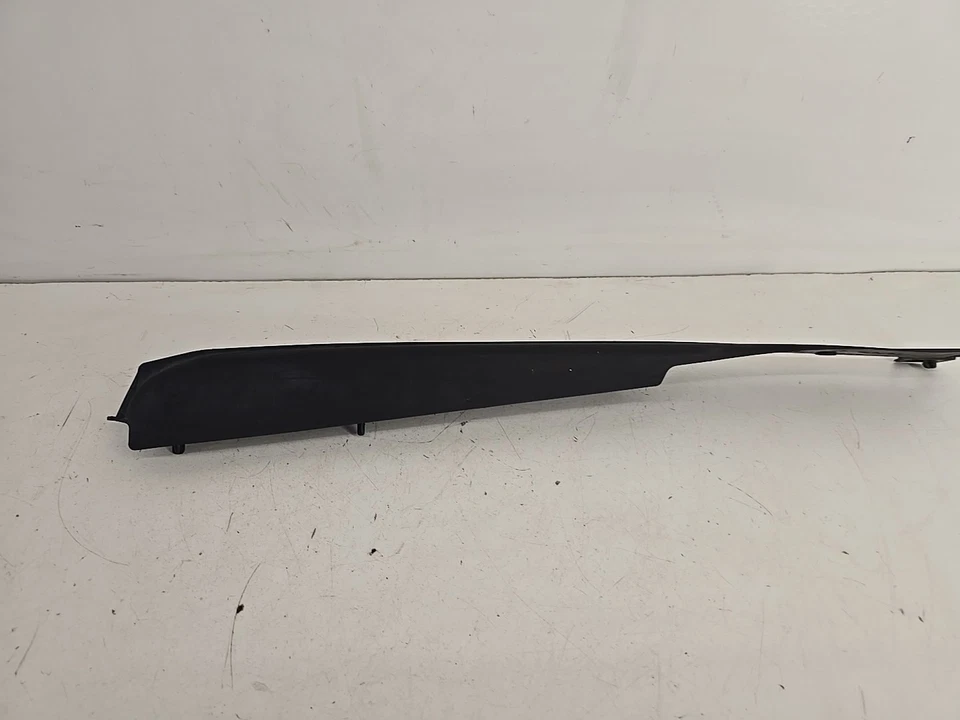 Protector moldura guardabarros delantero derecho Toyota Camry 2007-2011 53825-06020 OEM Foto 1 de 4