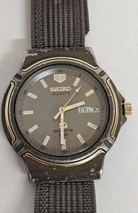 Vintage Seiko Gray/Gold Tone Mens Watch 5H23-6219 SQ Sports Runs SHIPS FREE - Bild 1 von 5