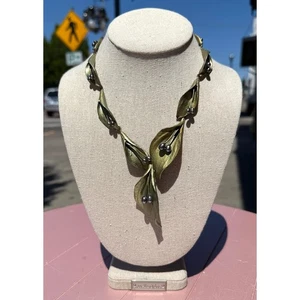 MICHAEL MICHAUD Keshi Pearl Hosta Floral Necklace - Bild 1 von 10