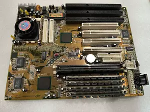 Scheda madre Award Bios Pentium Mmx 200mhz Pci/Pnp 586 con memoria - Foto 1 di 6