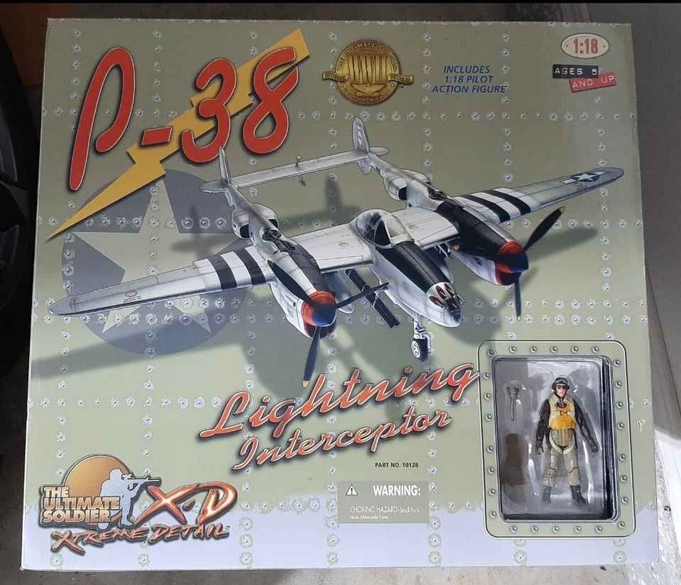 Ultimate Soldier XD P-38 Lightning Interceptor 1:18 WWII Airplane Bomber 10128  - Image 1 of 1