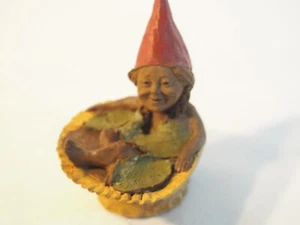 Vintage Signed Tom Clark #31 Bubbles Bathing in Sea Shell 1984 2 1/2"x 3 1/4" - Picture 1 of 6