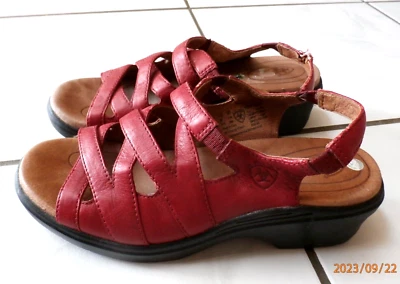 Ariat Red Leather Buckle Strap Slide Sandal Women’s Size 8 M - Image 1 of 4