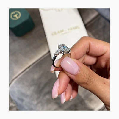 Diamond Anniversary Ring Emerald VS1 G IGI Certified 1.52 Ct 14K White Gold - Image 1 of 4