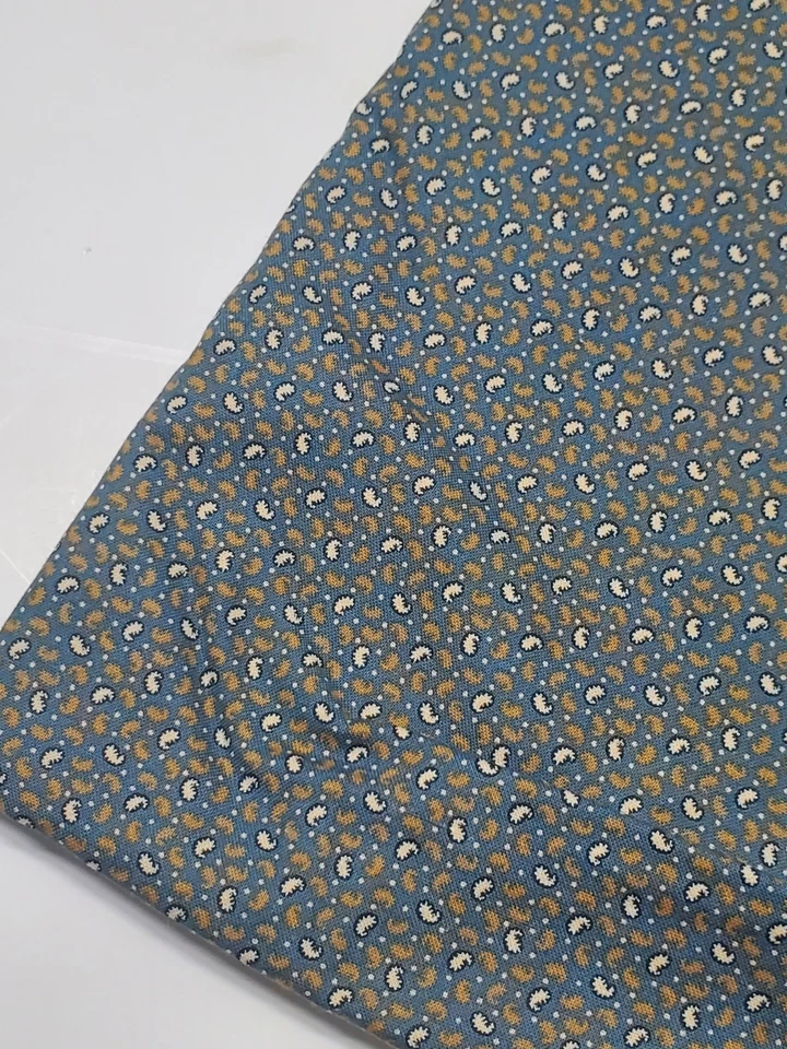 Judie Rothermel Fabric Rocky Mountain Quilt Museum Blue Floral Sew FAT QUARTER  - Image 1 of 1