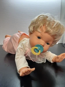 Vintage 1988 Irwin Toys Oopsie Daisy Doll Crawls Falls Cries Gets Back Up G1 - Picture 1 of 8