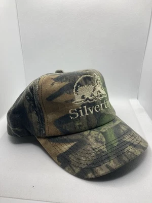Gorra con punta plateada de colección a presión con logotipo bordado oso camuflaje béisbol K Productos Foto 1 de 4