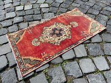 VINTAGE HAND WOVEN TURKISH RUG MADE IN 1950 | 1,4 x 2,6 ft