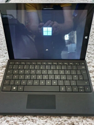 Microsoft Surface Pro 3 with Keyboard - Intel CPU 4GB RAM / 64GB SSD Excellent - Image 1 of 4