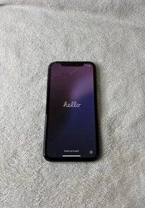 iPhone 11 64GB For parts Read!!!!!!!!!! - Picture 1 of 4