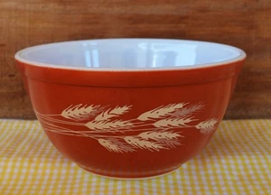 Cuenco mezclador vintage Pyrex #402 naranja óxido cosecha otoño trigo 1,5 litros 7,25" - Imagen 1 de 11
