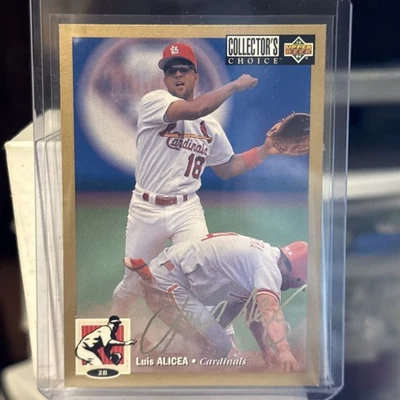 1994 Collector's Choice Gold Signature #32, LUIS ALICEA, St. Louis Cardinals, SP - Image 1 of 3