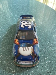 Elliott Sadler #38 M&M's / Pirates of the Caribbean 2006 Ford Fusion 1:24 - Picture 1 of 7
