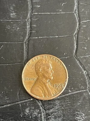 1962 D Lincoln Memorial Cent Penny L Rim Error, See Pictures For Back Detail - Image 1 of 2