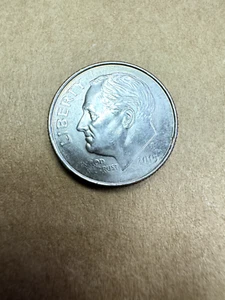 2015-P Roosevelt Dime Grease Struck Through Error - Picture 1 of 6
