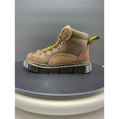 Botas Dr. Martens Junior Raffe Panel criança tamanho 10 couro marrom com cadarço NOVAS - Imagem 1 de 4