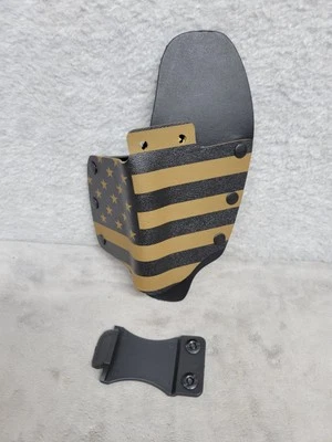 Funda Bullseye IWB Oculta Diestro Pistola de Calor Moldeada Grande - Bandera Camuflada Foto 1 de 4