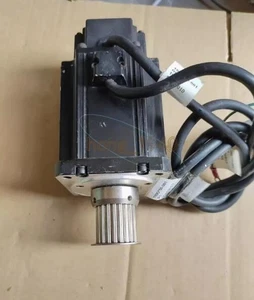 1PCS used EMERSON XVM-8017-LONS-D001 Servo Motor - Picture 1 of 2