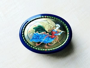 Vanilla Scented Musical Angel Wick' N Tin Candle Peggy Toole Red Wax - Picture 1 of 7