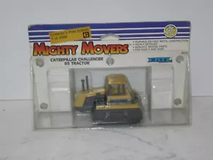 1/64 CATERPILLAR CHALLENGER 65 COLLECTOR NIB 1988 vintage - Picture 1 of 3