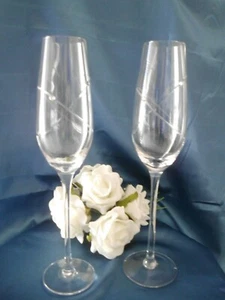 Wedding Champagne Toasting Flutes Crystal Glasses Entwined Rings Silver Diamante - Picture 1 of 5