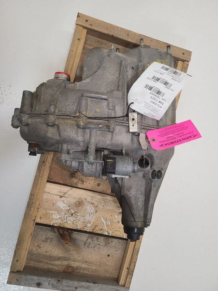 09-20 CHEVY SUBURBAN 1500 Transfer Case Transfer Case Opt Nqh ID AY6  Foto 1 de 4