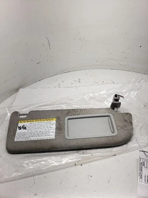 Parasol derecho pasajero con iluminación compatible con AUDI S6 1299146 13-17 Foto 1 de 4