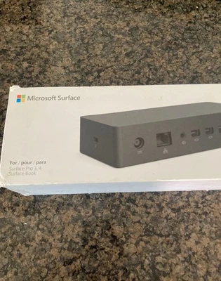 Microsoft Surface Pro 4 - Image 1 of 3