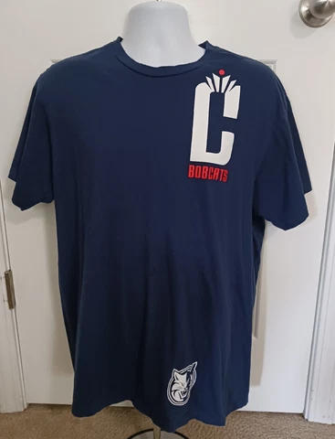 Vintage Charlotte Bobcats Tshirt NBA Mens Xl Blue Cover