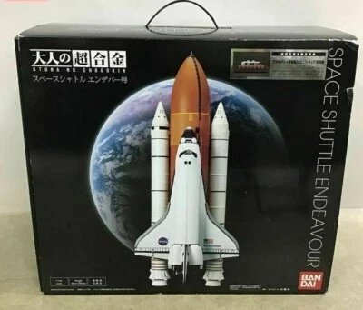 Figura Diecast Bandai Otona No Chogokin Transbordador Espacial Endeavour Escala 1/144 Foto 1 de 4
