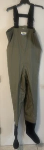 Men's Cabelas Bluestream Waders MR Padded Liners Adjustable Staps Inner Pocket - Picture 1 of 4