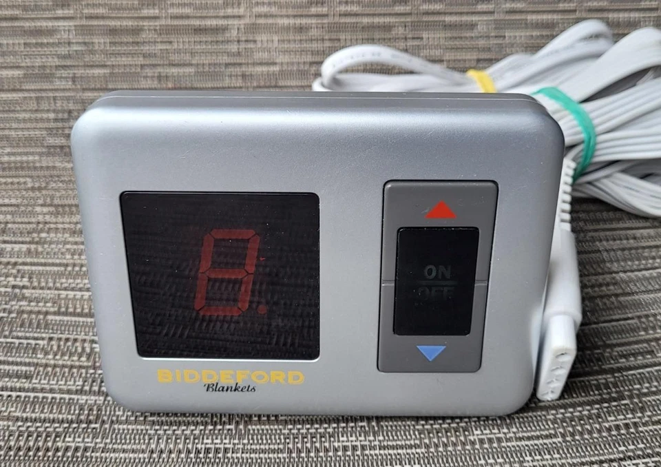 Controlador de manta de calefacción eléctrica Biddeford TC15B2 4 clavijas 180 vatios (355) Foto 1 de 1