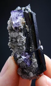 35gEsemplare minerale cristallo di tungsteno fluorite viola naturale/YaogangxianCina - Foto 1 di 10