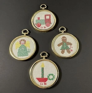 Vintage Weihnachten Handarbeit komplett Kreuzstich gerahmt Ornament 1981 ~ 4 Stück - Bild 1 von 5