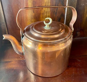 Vintage Copper Teapot with a Brass Moon Pull on the Lid - Picture 1 of 6