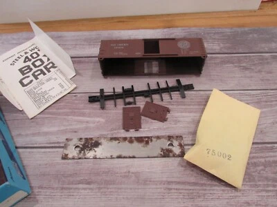 HO Scale Athearn 5234 40ft Wood Box Car Southern #160501 Kit - Image 1 of 3