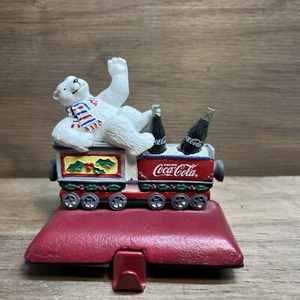 Vintage Coca-Cola 1995 Abfüllung Gusseisen Weihnachten Strumpf Halter Eisbär Zug - Bild 1 von 7
