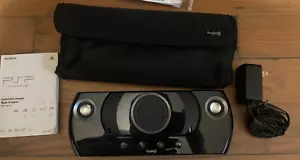 SISTEMA DE SONIDO PSP LOGIC 3 (PSP 535) EN ESTUCHE NEGRO - Sin empuñaduras - Imagen 1 de 4