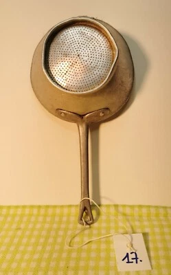 colino alluminio UTENSILE DA CUCINA VINTAGE (A17) passino anni 40/50 - Immagine 1 di 3