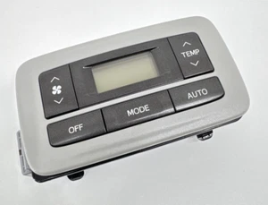 Rear control automatic temperature control TOYOTA SIENNA 11 12 13 14 - Picture 1 of 3