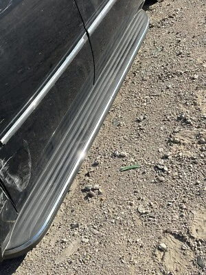 07-14 ESCALADE ESV EXT DENALI XL LADO DERECHO ESTRIBO ASISTENCIA PASO con CROMO Foto 1 de 4