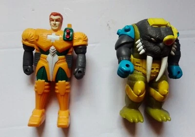 2 x Pretenders Hasbro Transformers G1 de colección - dientes largos y pinza Foto 1 de 2