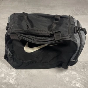 Vintage Nike Duffel Bag Gym Holdall Sports Travel Bag Black - Picture 1 of 8