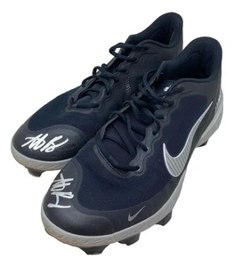Anthony Rizzo Twice Signed 2023 Game Used Yankees Nike Cleats (2) Fanatics - Picture 1 of 6