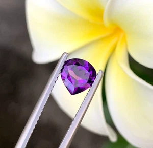 Romentic Heart Cut Amethyst - 1.02ct - 7mm Natural Deep Purple Loose Gemstone - Picture 1 of 11