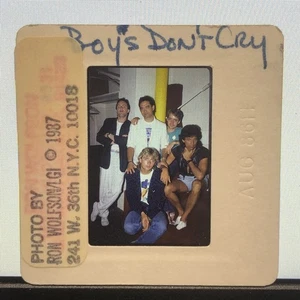 BOYS DONT CRY Britische Band Negativ Dia von Ron Wolfson 1986 L9 - Bild 1 von 4