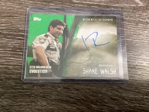 TOPPS THE WALKING DEAD EVOLUTION AUTOGRAPH CARD JON BERNTHAL AS SHANE #24/25 - Picture 1 of 3