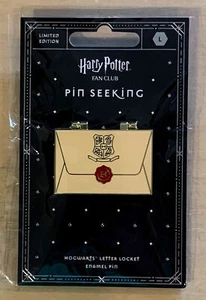 Pin de búsqueda de club de fans de Harry Potter - carta de aceptación de Hogwarts medallón esmalte pasador - Imagen 1 de 6