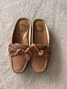 womens Drivers Club comfort view slide sandals 10 Leather Only Worn Once - Picture 1 of 2