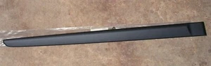 Moldeo trasero para Renault Laguna II 7701060401 - Imagen 1 de 3